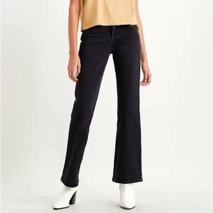 Black Levi’s Ribcage Bootcut Jean.